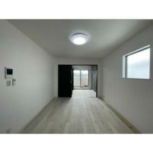 Room image 11