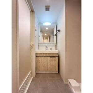 Room image 12