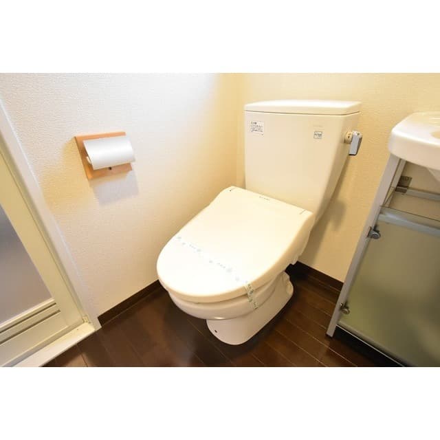 Room image 13