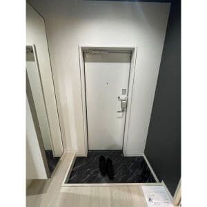 Room image 12