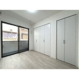 Room image 9