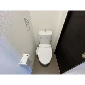 Room image 16