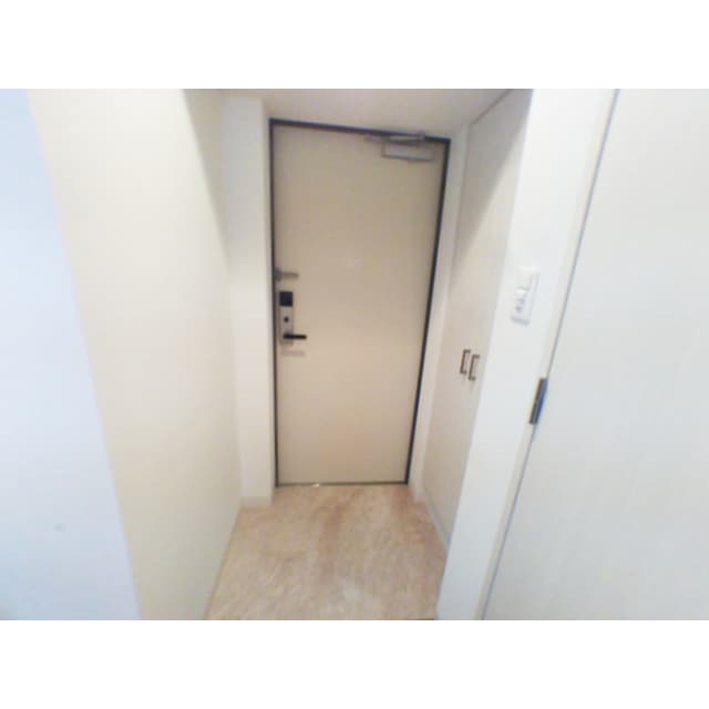 Room image 13