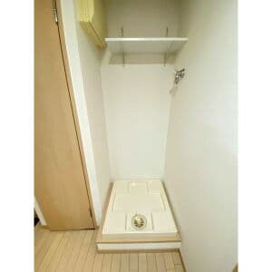 Room image 14