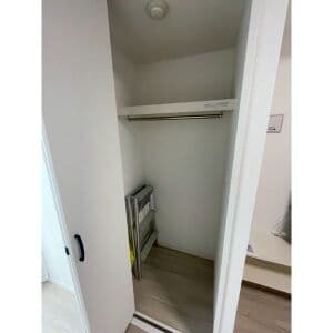 Room image 15