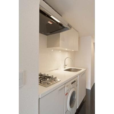 Room image 8