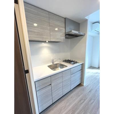 Room image 9