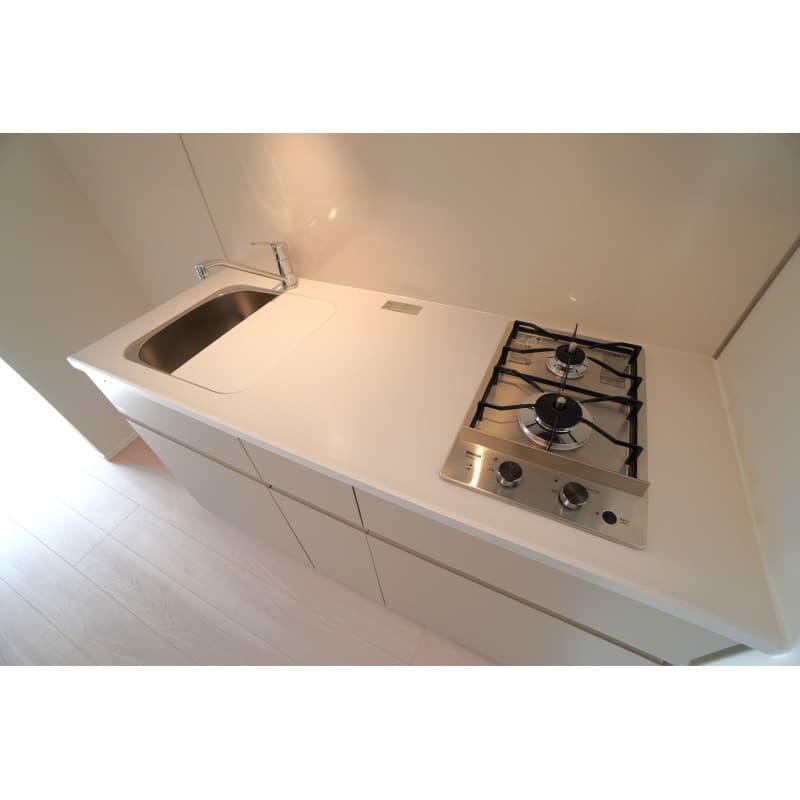 Room image 9