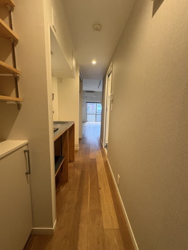 Room image 10