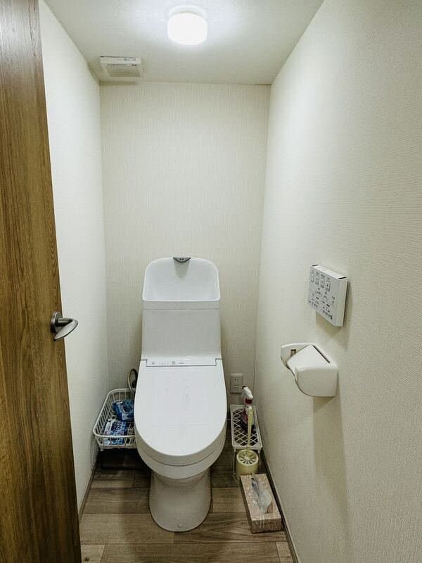 Room image 8