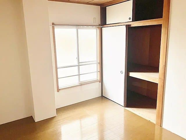 Preview interior of Prime Label Suzaki