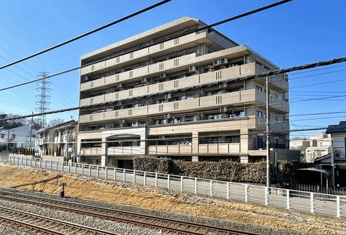 Main exterior of 06292667