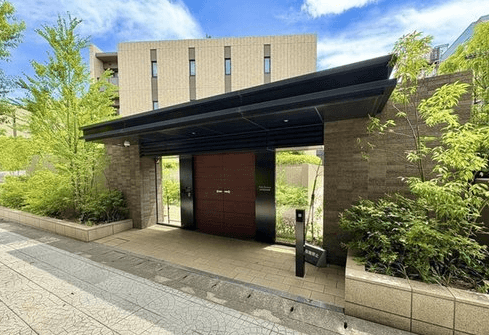 Main exterior of 06292623