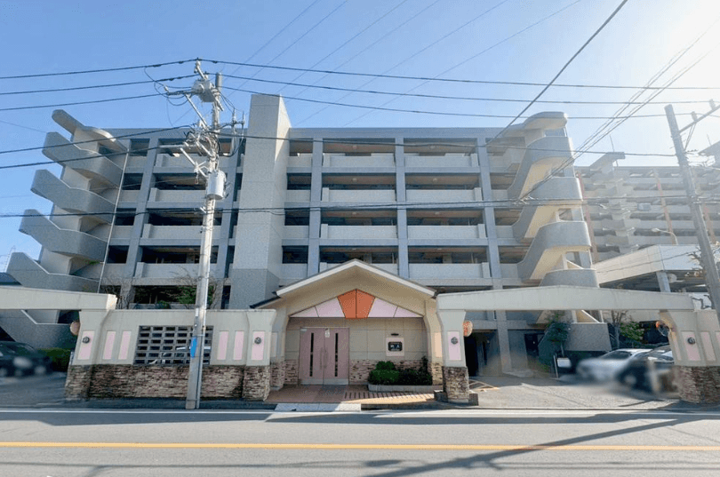 Main exterior of 06272638