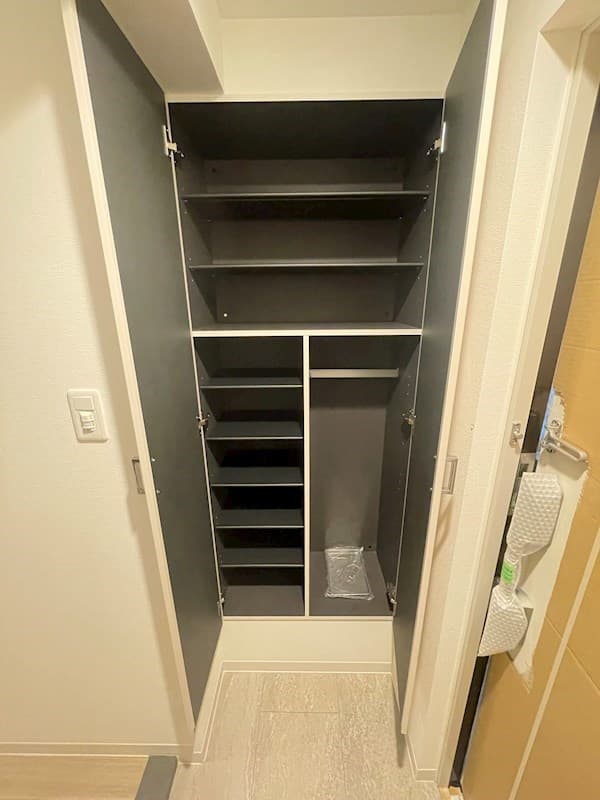 Room image 15