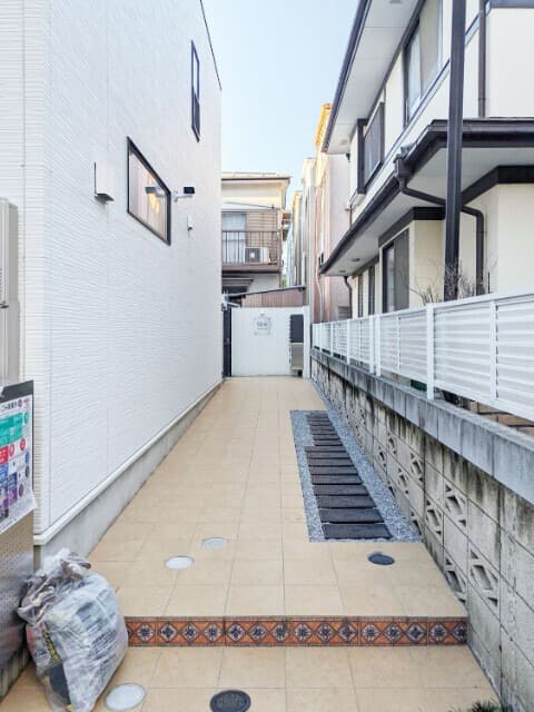 Room image 10