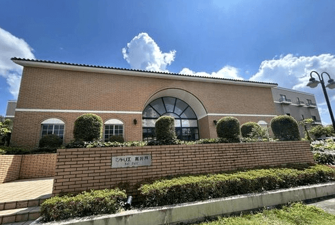 Main exterior of 06292686