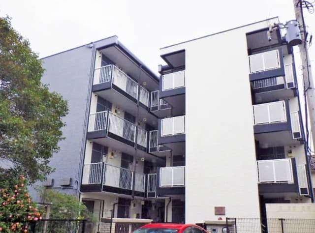 Main Image