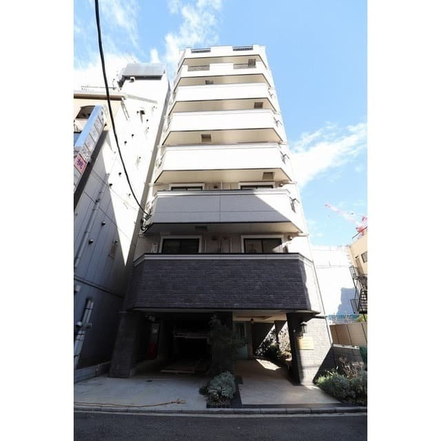 Main exterior of KENEDIX Chiba Chuo