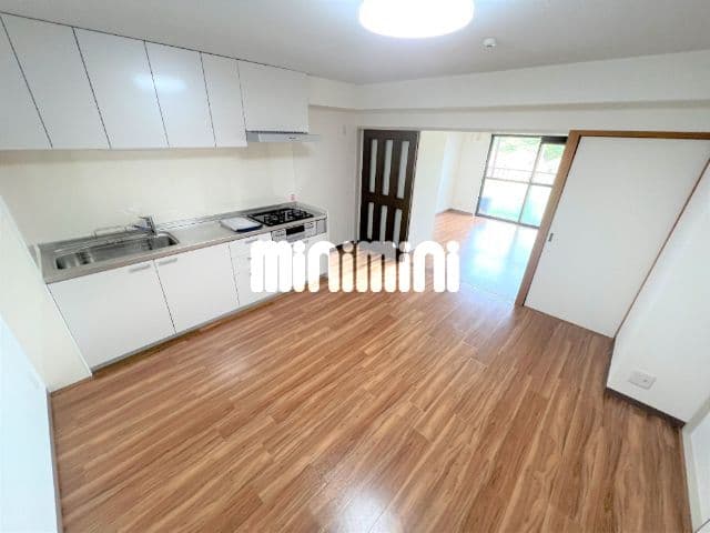 Preview interior of Makuhari-Hongo Park Heights