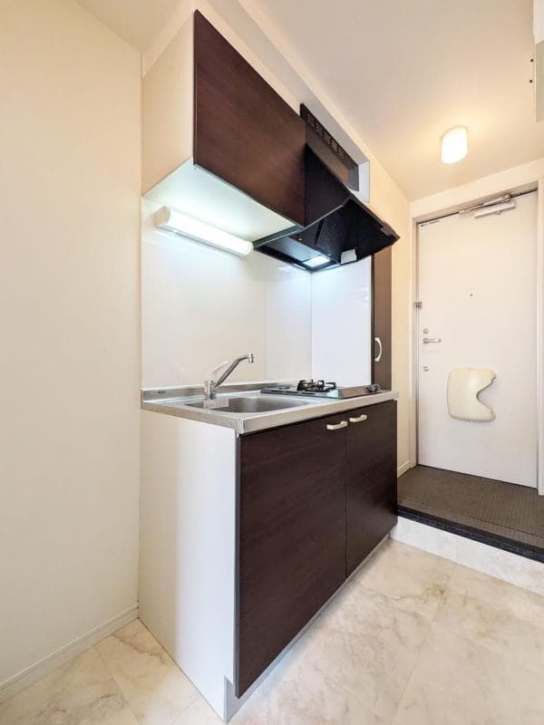Preview interior of Rb Harmonic Place