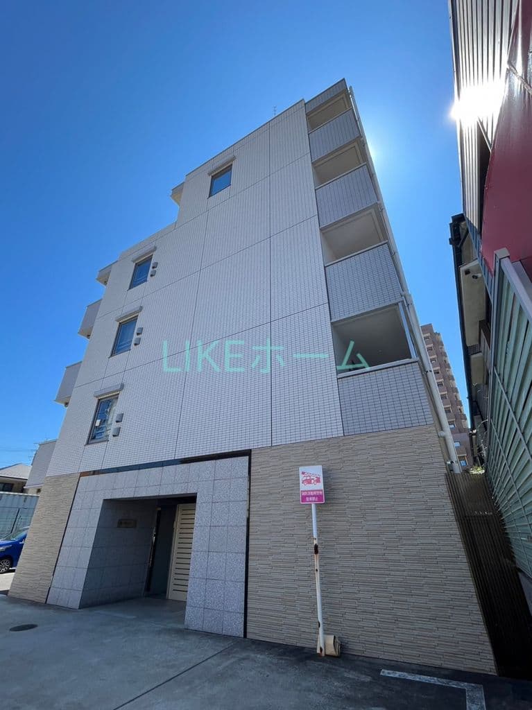 Main exterior of N-stage Shimosaka Nakayama