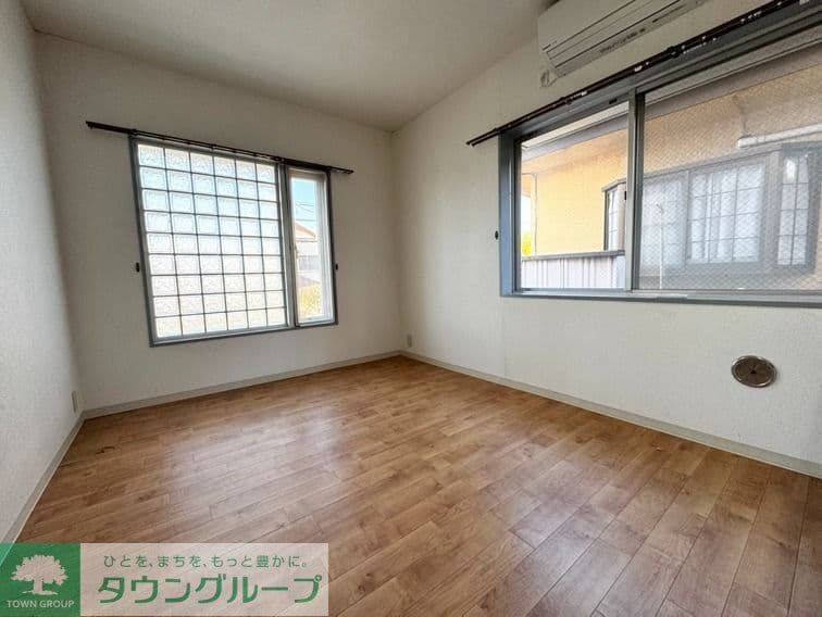 Preview interior of Rb Em's Higashi Funabashi