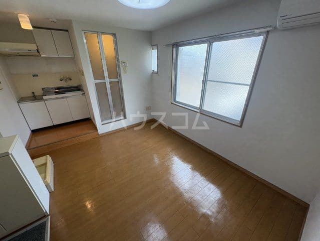 Preview interior of Rb JLB Gran Ecru Nishifunabashi