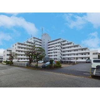 Main exterior of Rb CASSIA Narashino
