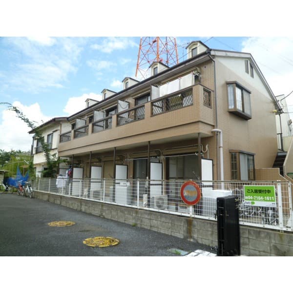 Main exterior of Castle Kitakashiwa