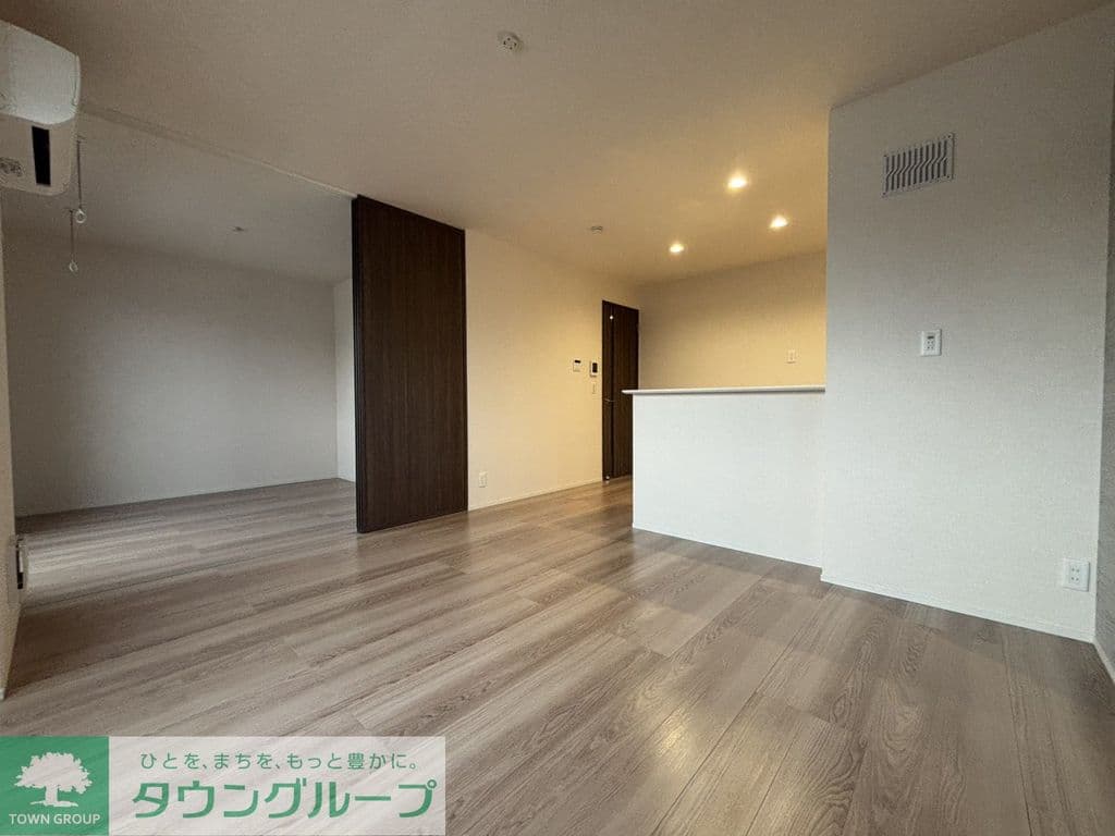 Preview interior of La