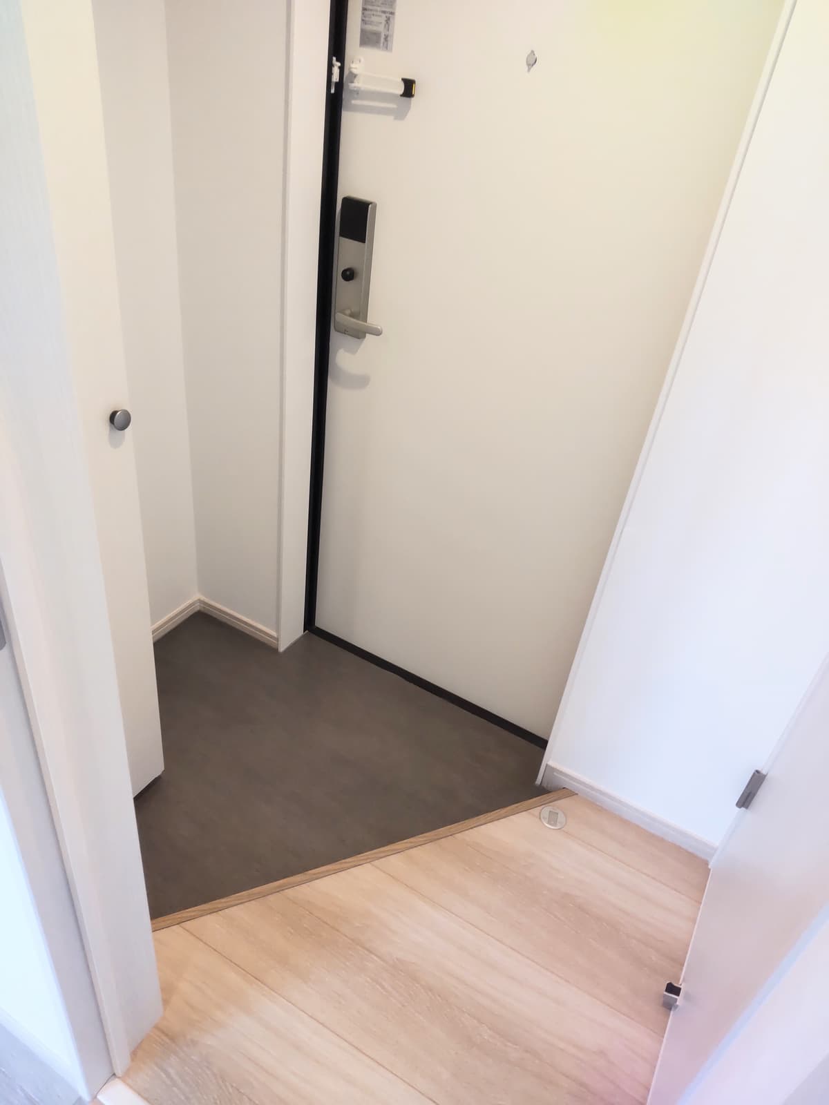 Room image 13