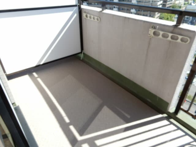 Room image 8