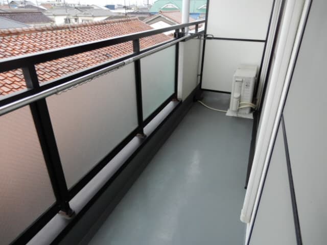 Room image 9