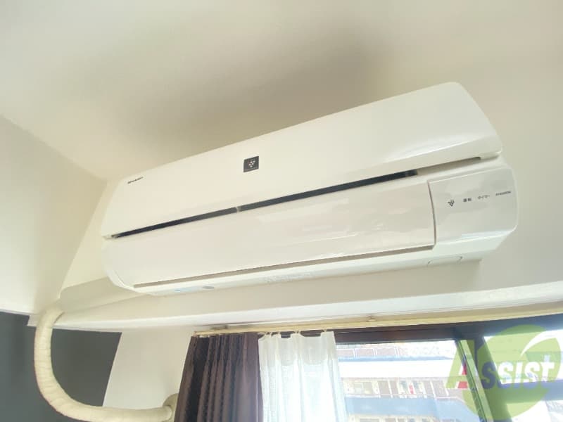 Room image 12