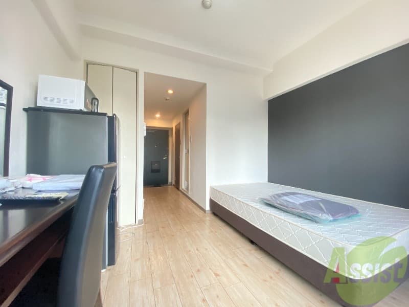 Room image 8