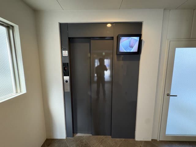 Room image 13