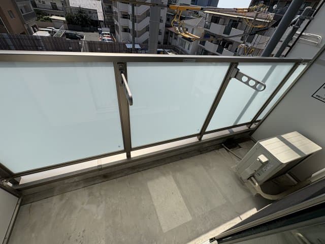 Room image 9
