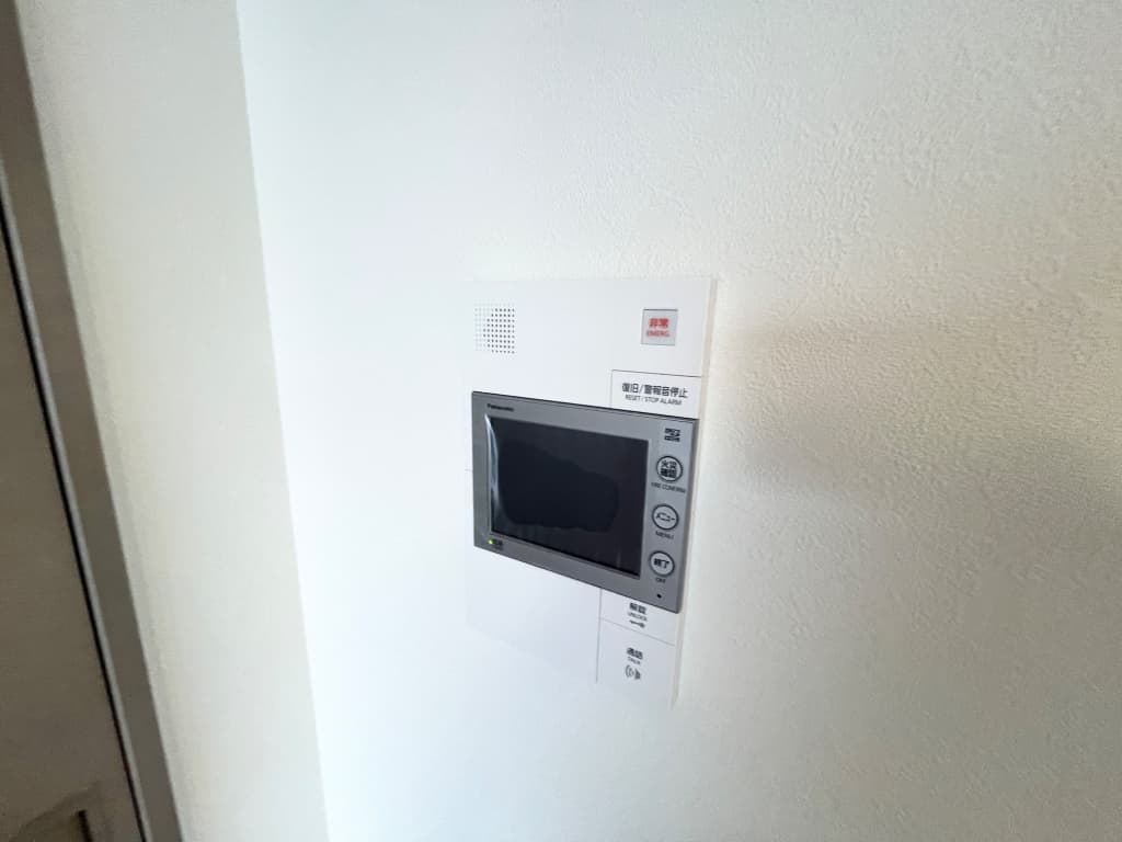 Room image 10