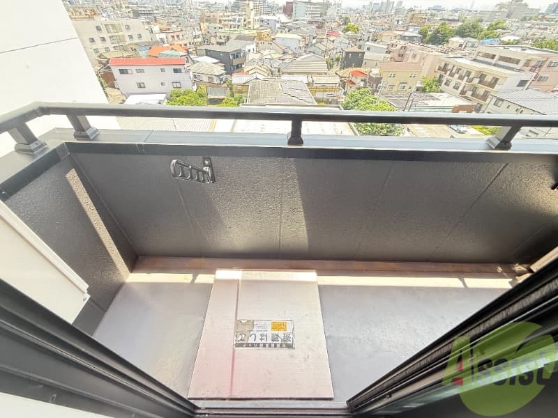 Room image 10