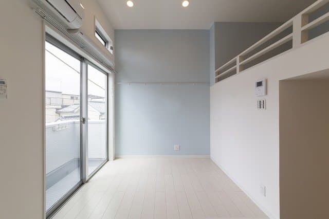 Room image 10