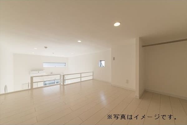 Room image 9