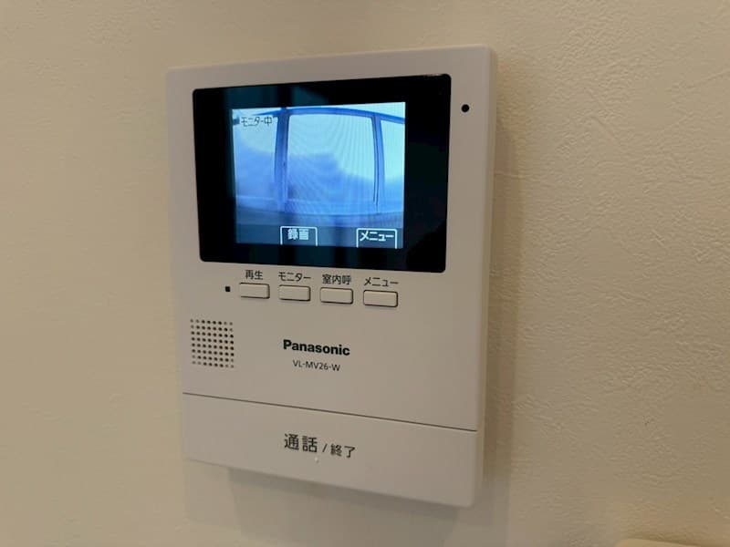 Room image 11