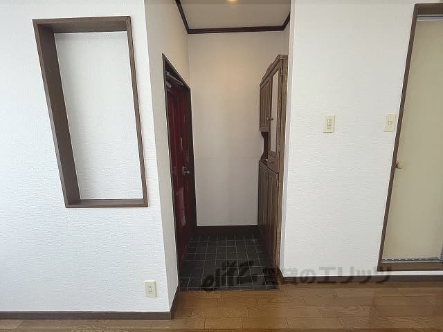 Room image 12
