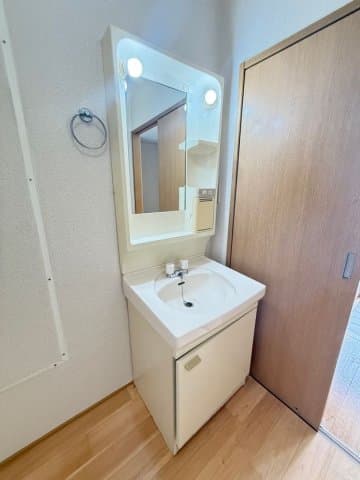 Room image 9