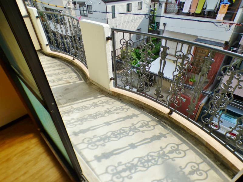 Room image 10