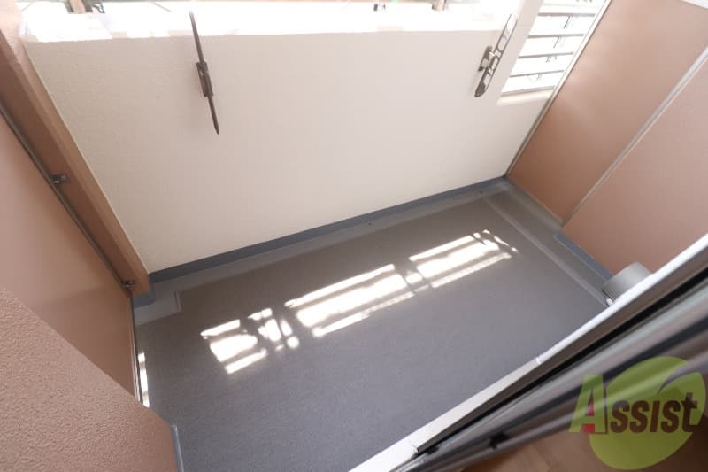Room image 10