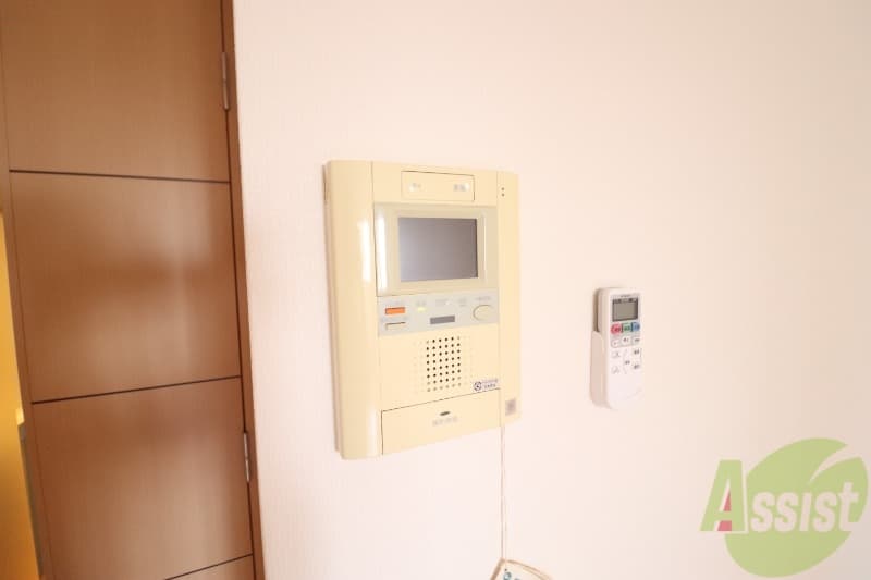 Room image 11