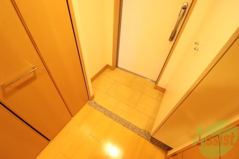 Room image 13