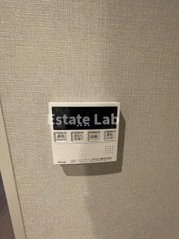 Room image 11